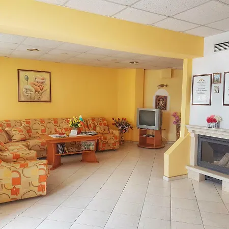 ゲストハウス Byki